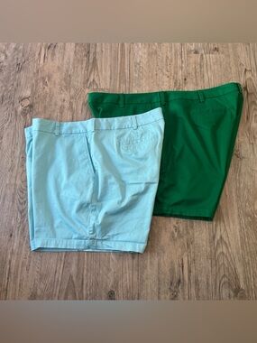 2 LANDS' END Women's 22W Mid Rise Chino Shorts Green/Robin’s Egg Blue Stretch
